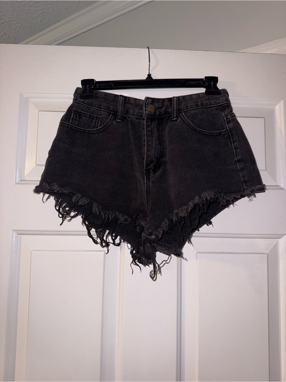 SHEIN Black High-Rise Frayed Denim Shorts